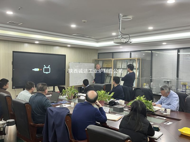 產學研攜手破局：與知名教授共商直流爐技術難題